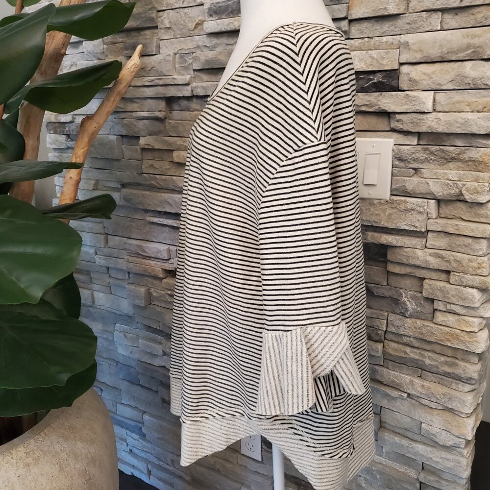 KyeMi Ruffled Striped Top - Picture 5 of 6
